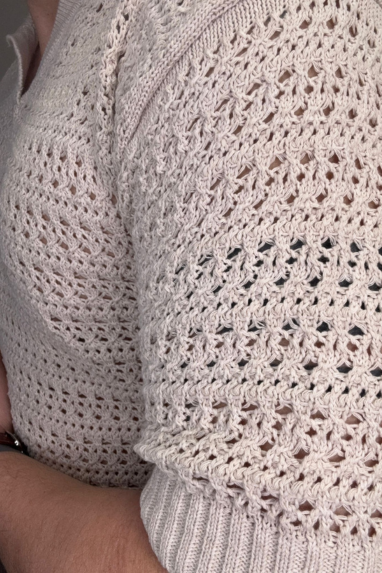 Maglia collo polo traforata